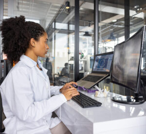 Health engineer working at a 3D printing laboratory